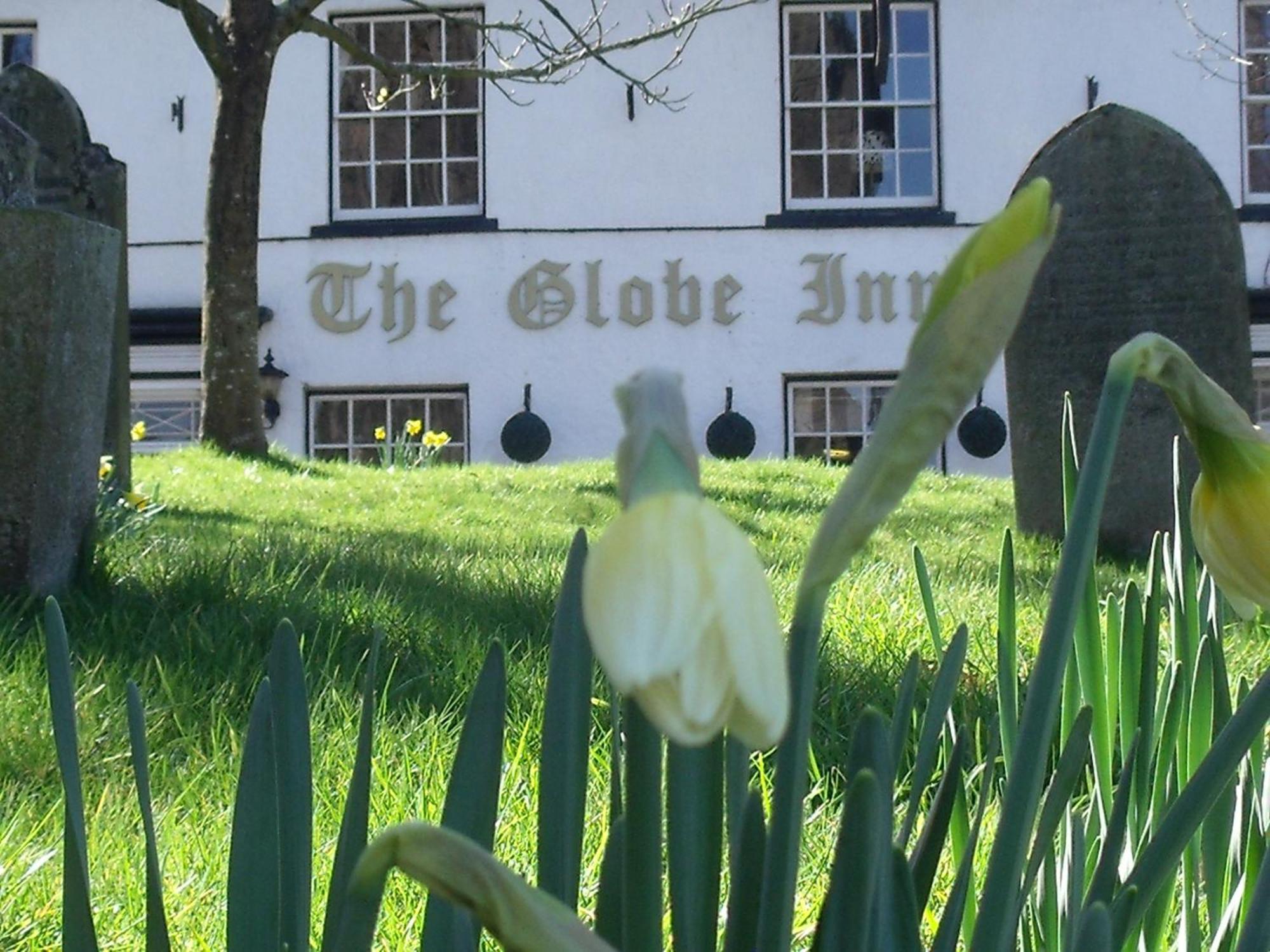 The Globe Inn Chagford Exterior foto